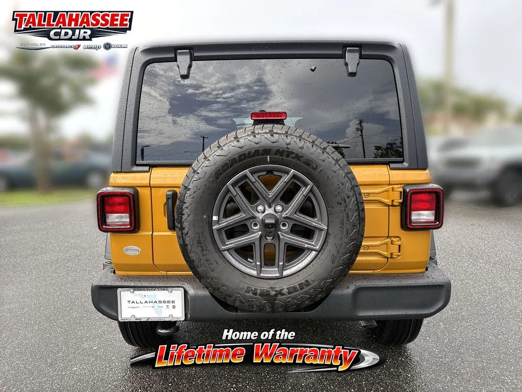 New 2026 Goldilocks Exterior Paint Jeep Sport S image 4