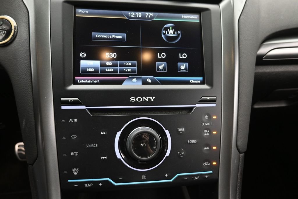 Used 2014 Blue Ford Titanium image 20