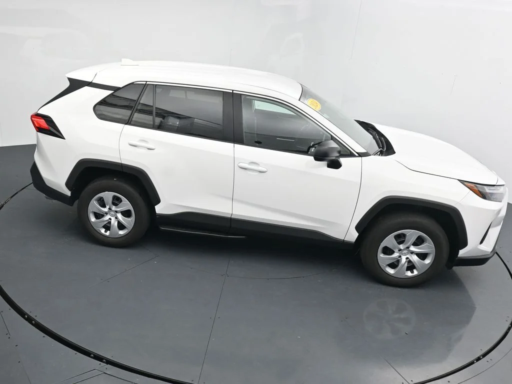 Used 2024 White Toyota LE image 27