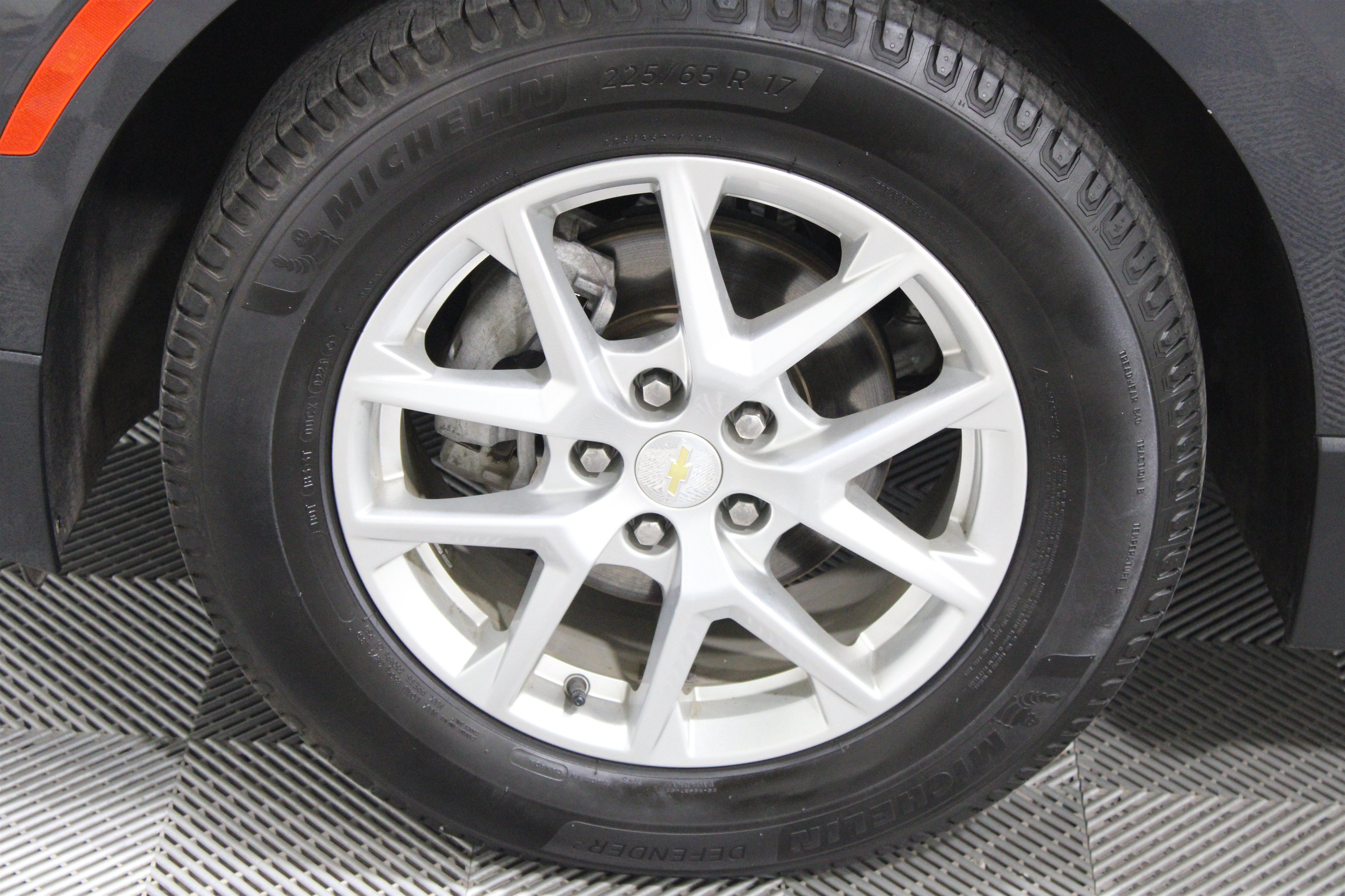 Used 2022 Iron Gray Metallic Chevrolet LT image 37
