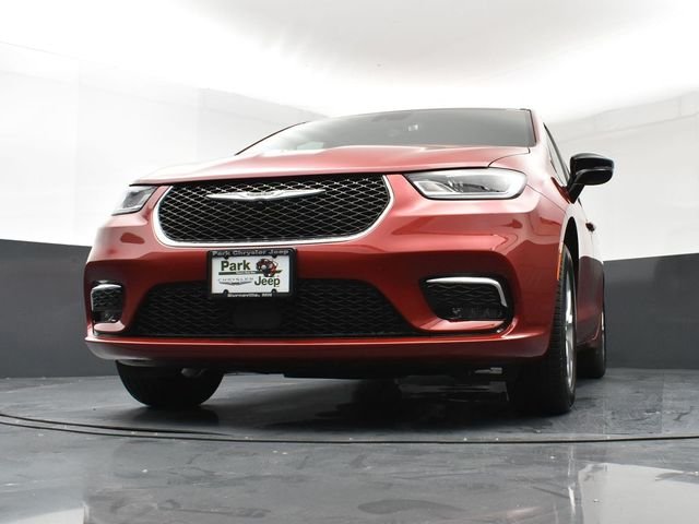 2026 Chrysler Pacifica Select - Photo 23