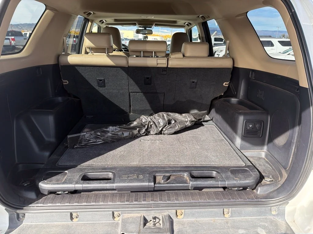 Used 2010 White Toyota Limited image 16