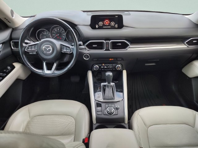 Used 2017 Red Mazda Grand Select image 9