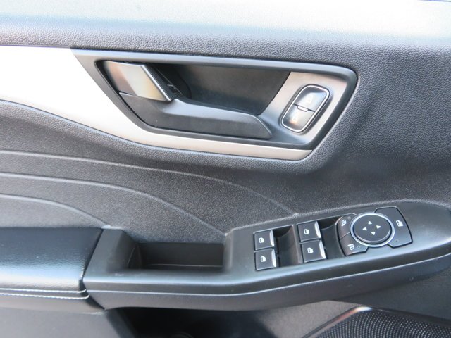 Used 2022 Agate Black Metallic Ford SE Hybrid image 21