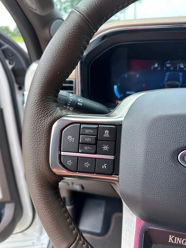 New 2026 Star White Metallic Tri-Coat Ford F-350® King Ranch® image 16