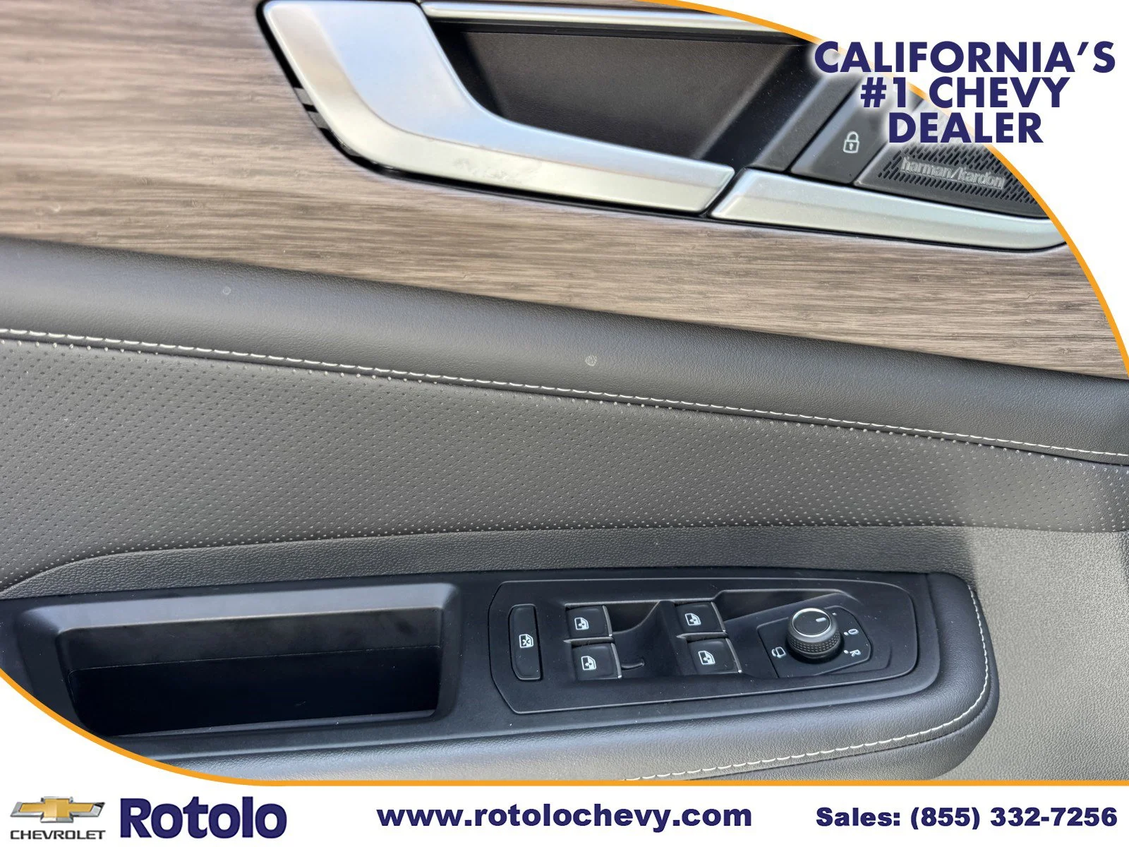 Used 2025 White Volkswagen 2.0T SEL Premium R-Line image 22