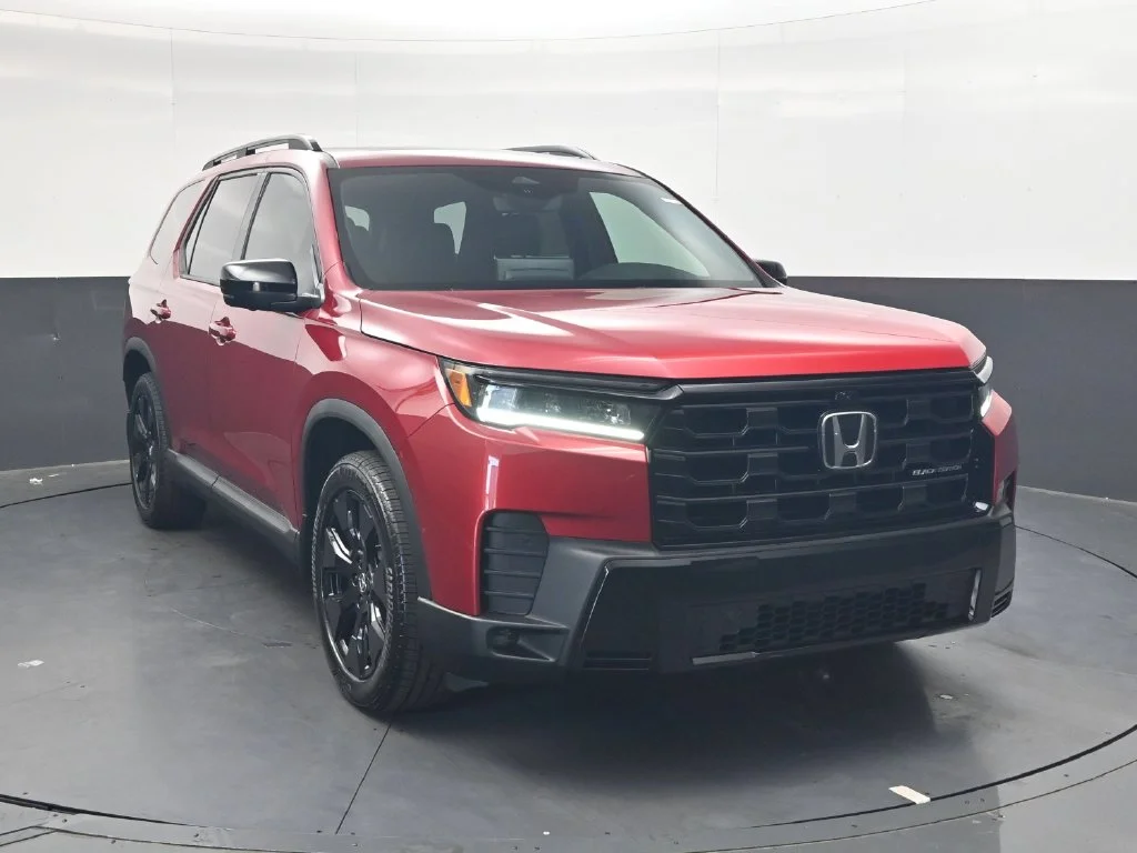 New 2026 Radiant Red Metallic II Honda Black Edition image 2