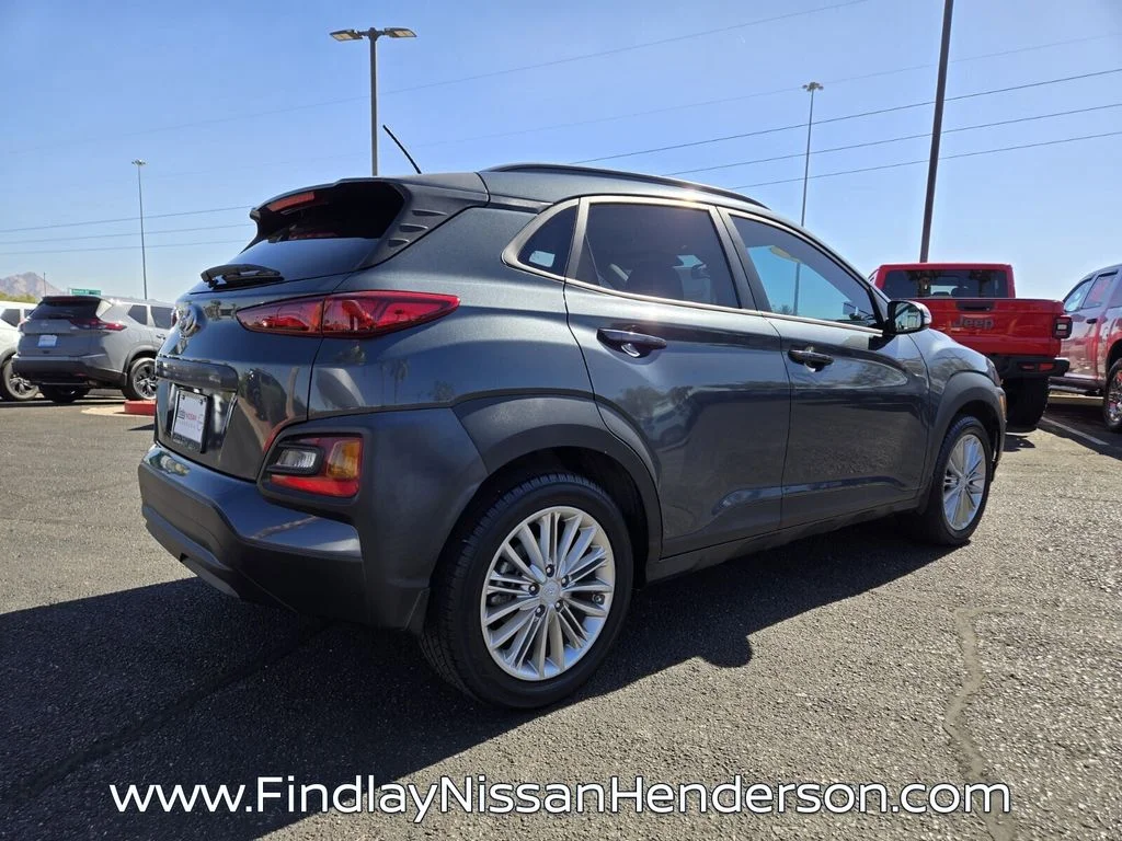 Used 2021 Gray Hyundai SEL image 6
