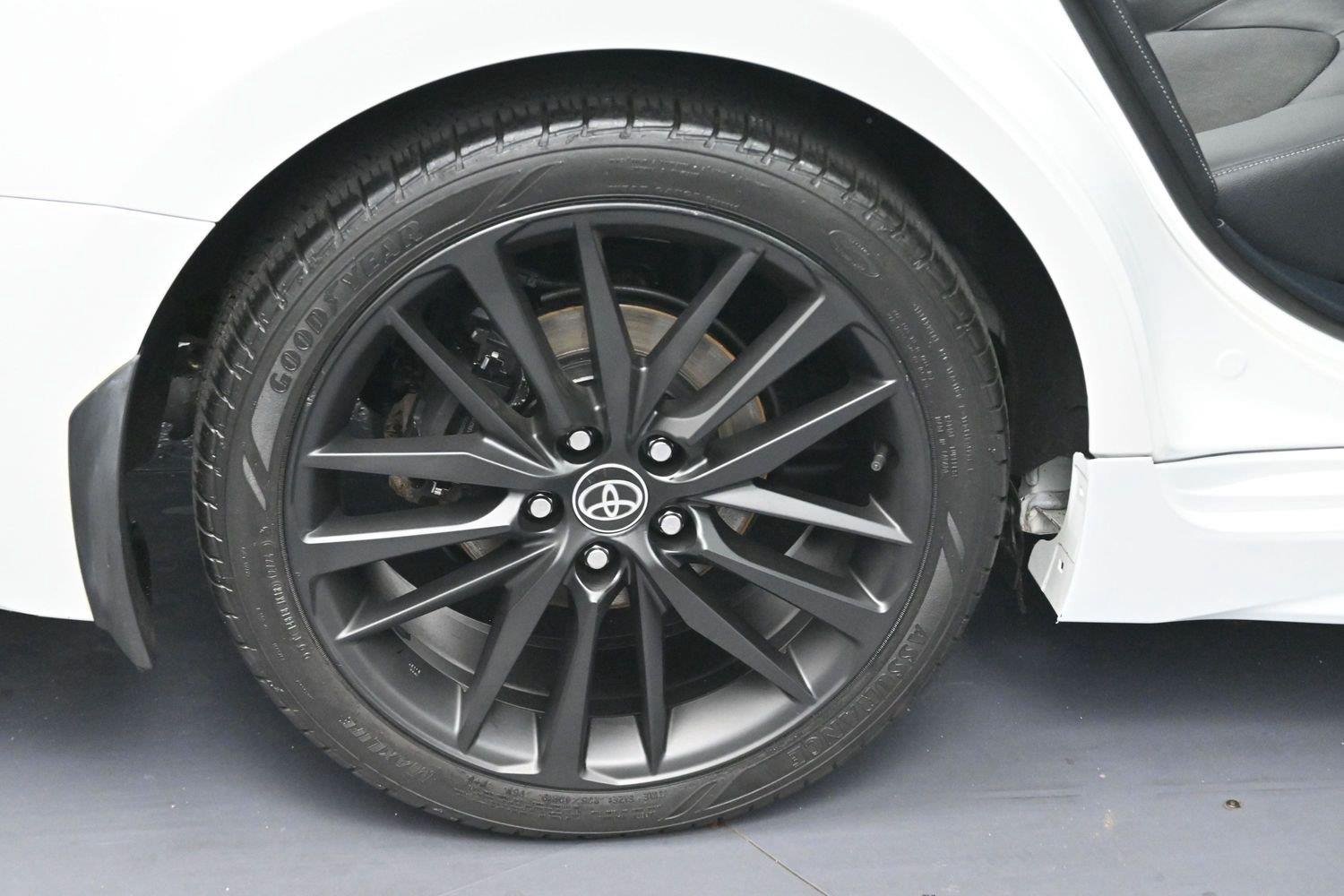 Used 2022 Wind Chill Pearl Toyota XSE image 36