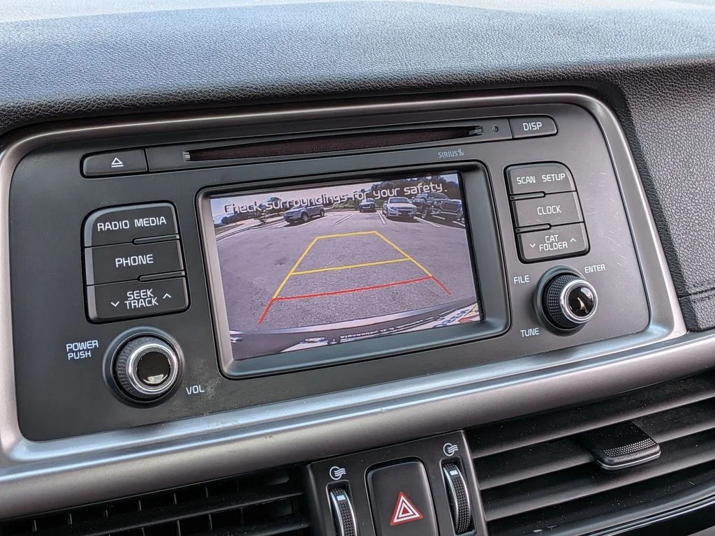 Used 2016 Gray Kia LX image 17