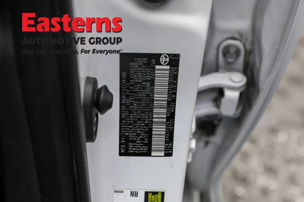 Used 2024 White Toyota SE Nightshade image 32