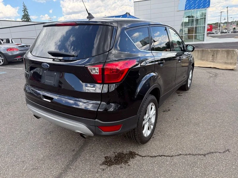 Used 2019 Black Ford SE image 8