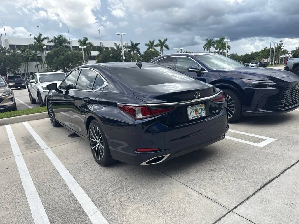 Used 2024 Mica Lexus ES 350 image 8