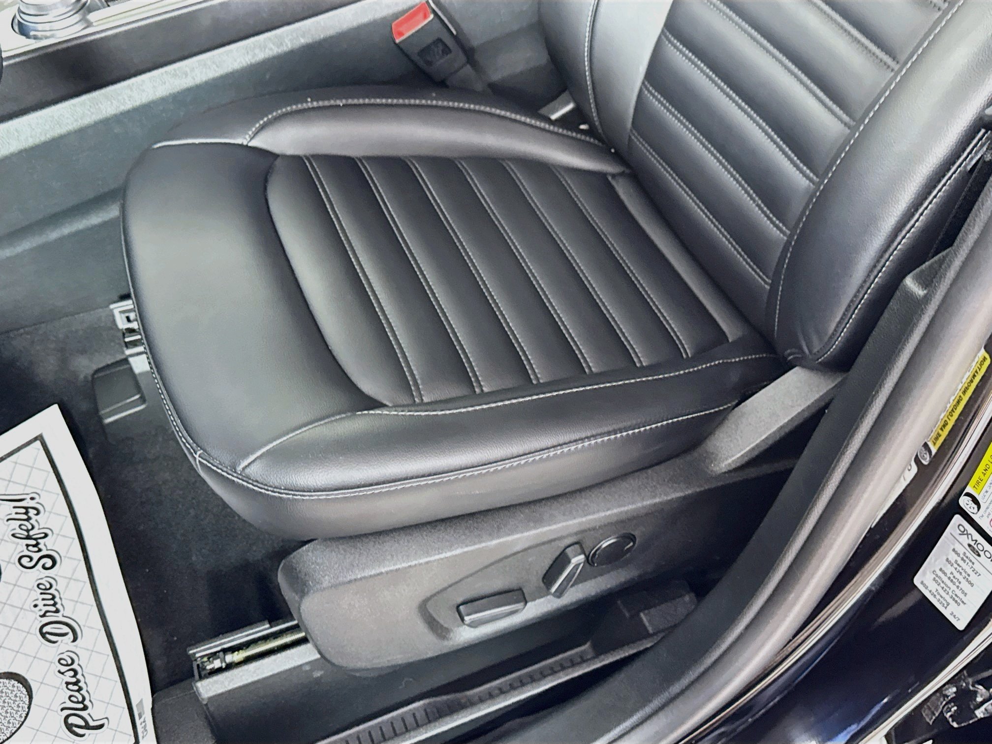 Used 2024 Agate Black Metallic Ford SEL image 18