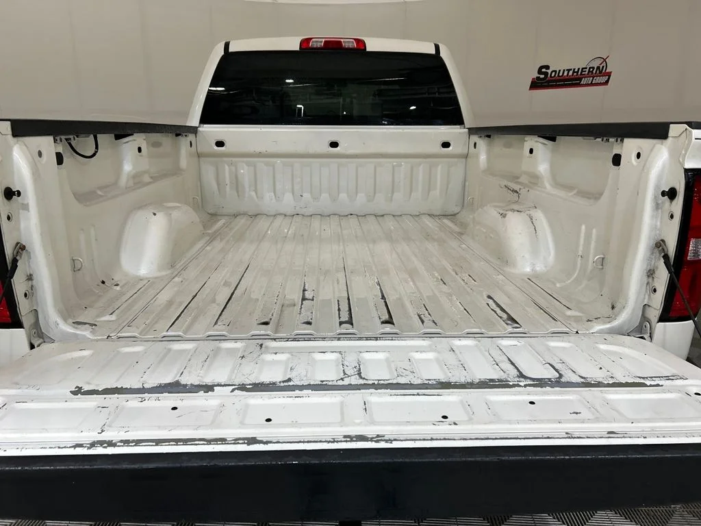 Used 2014 White GMC SLT image 5