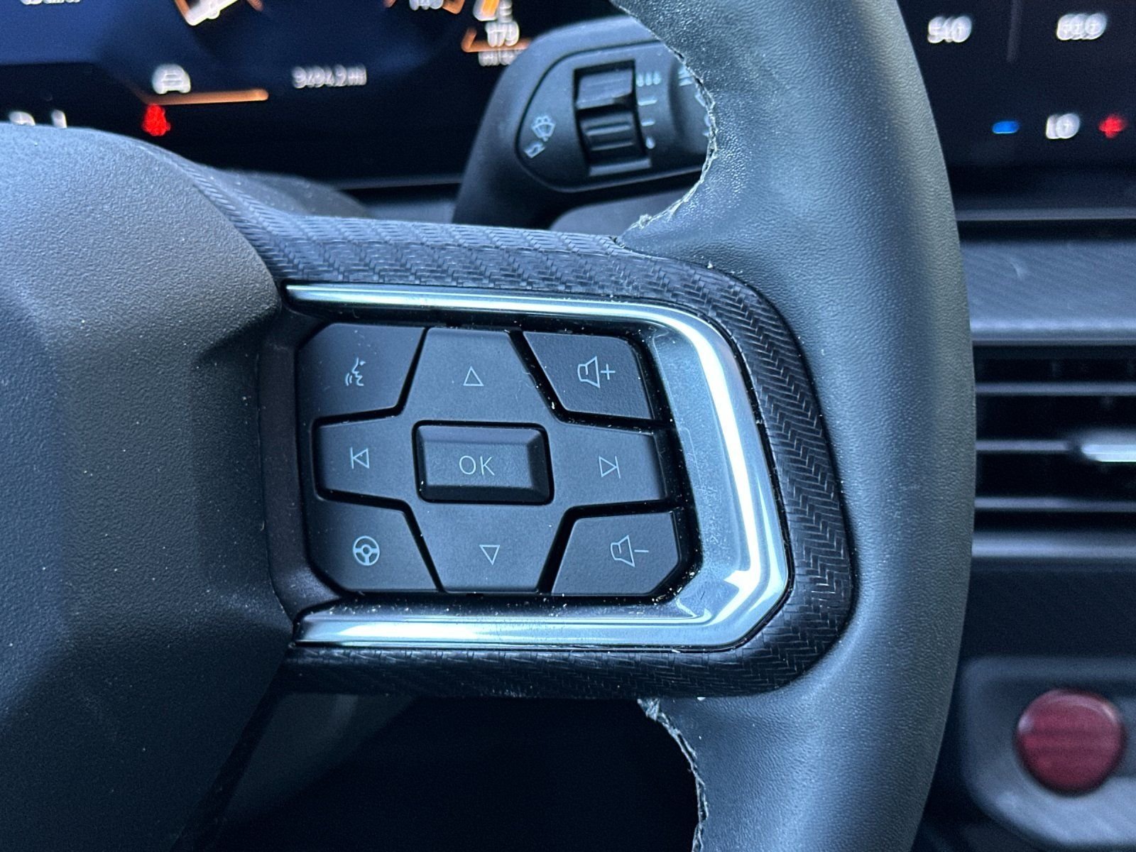 Used 2024 Gray Metallic Ford EcoBoost image 24