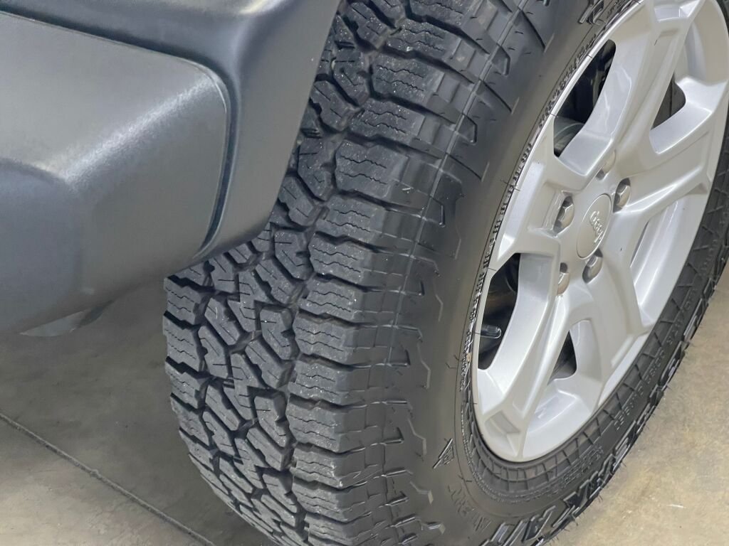 2021 Jeep Wrangler Sport S - Photo 35