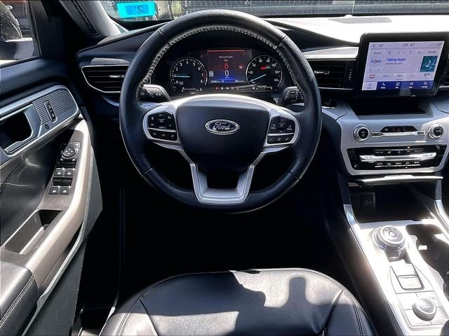 Used 2024 Silver Ford XLT image 5