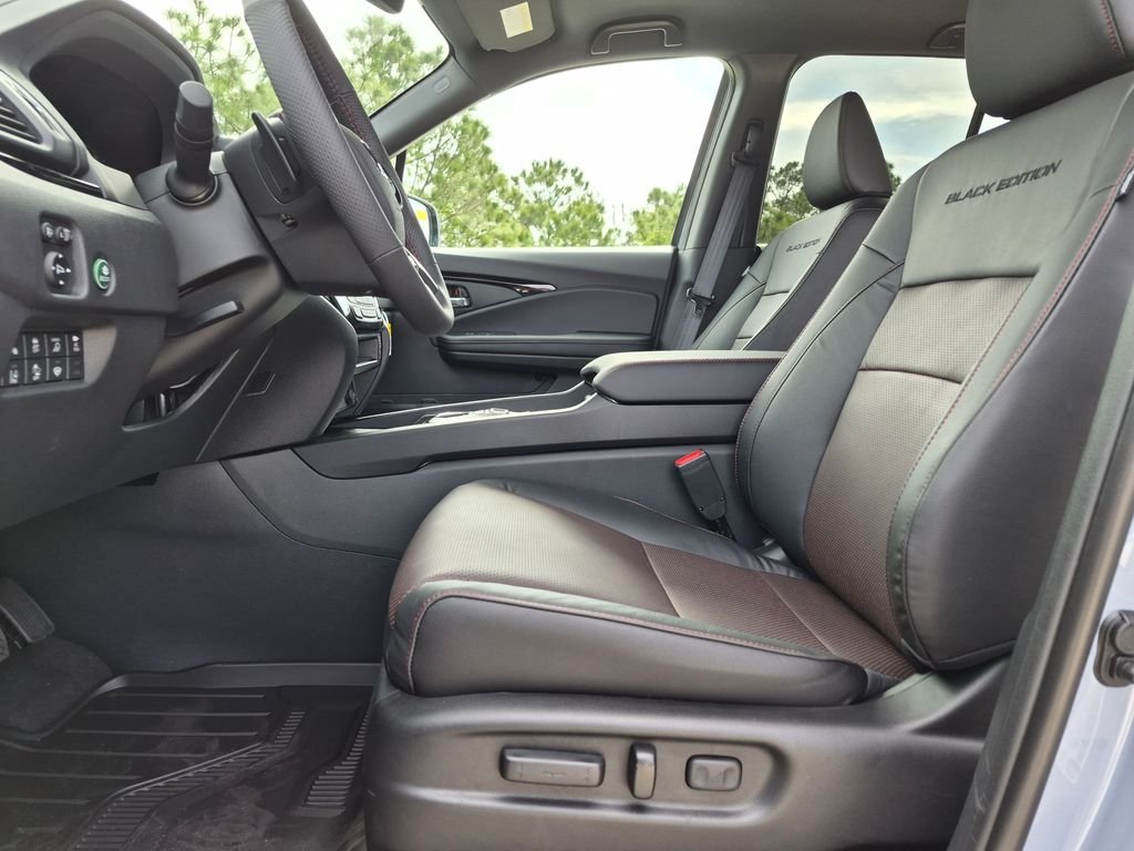 New 2026 Sonic Gray Pearl Honda Black Edition image 14