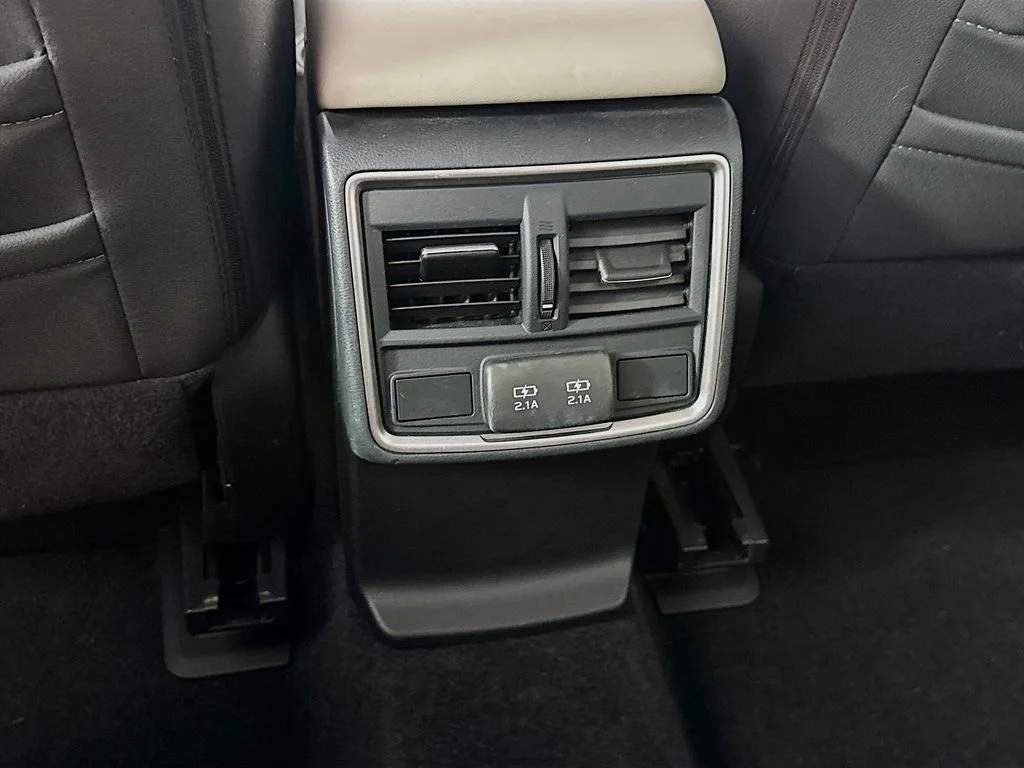 Used 2020 Green Subaru Premium image 30