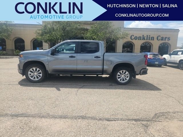 Used 2021 Gray Chevrolet Custom image 1