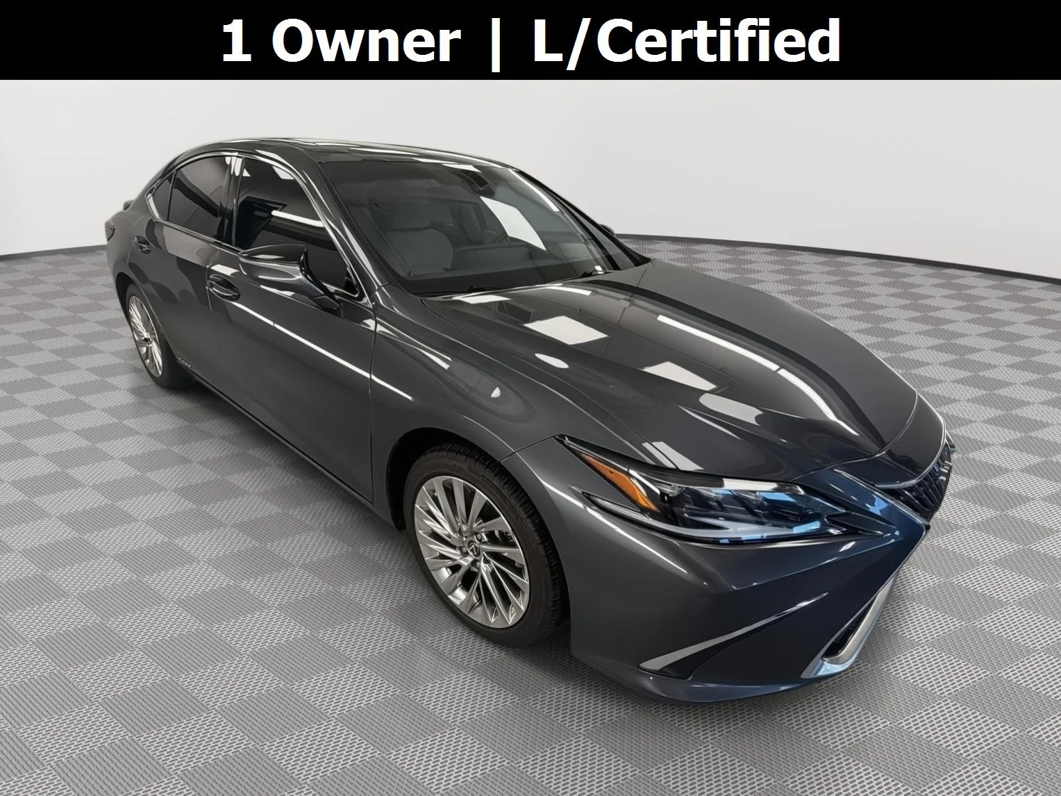 2022 Lexus ES 300h 300h Luxury's photo