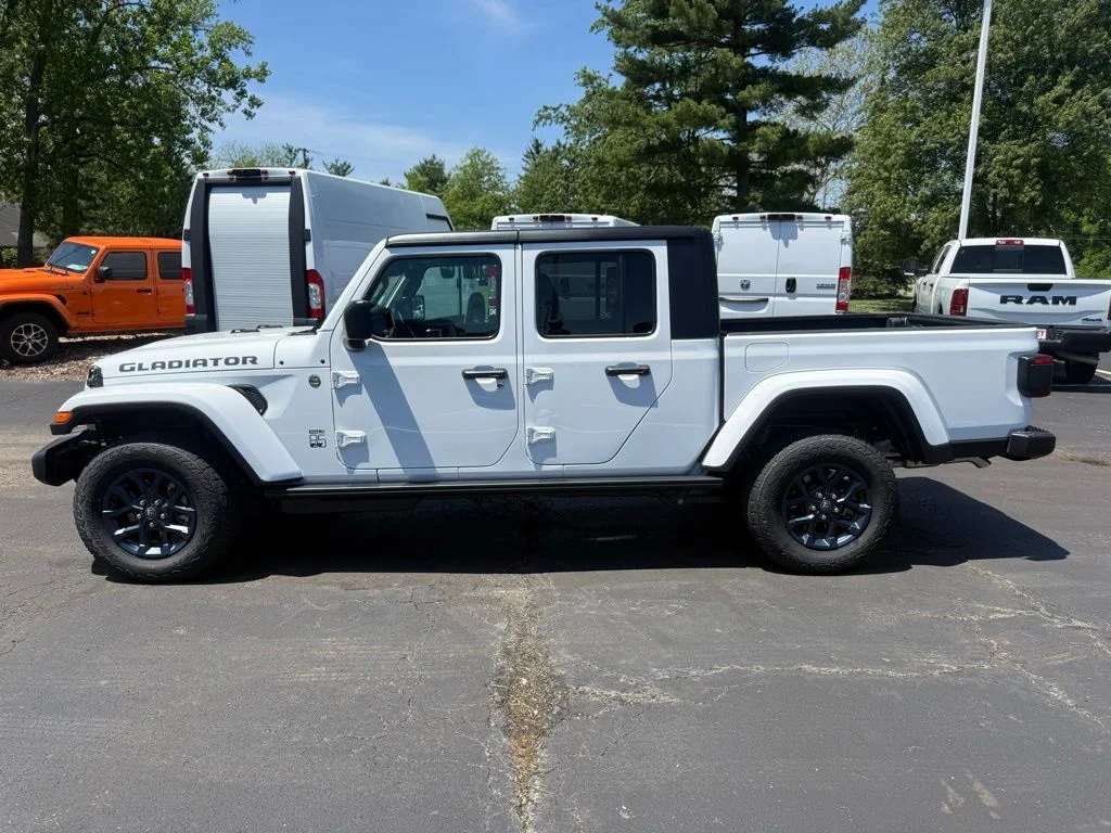 New 2026 White Jeep 85th Anniversary Edition image 6