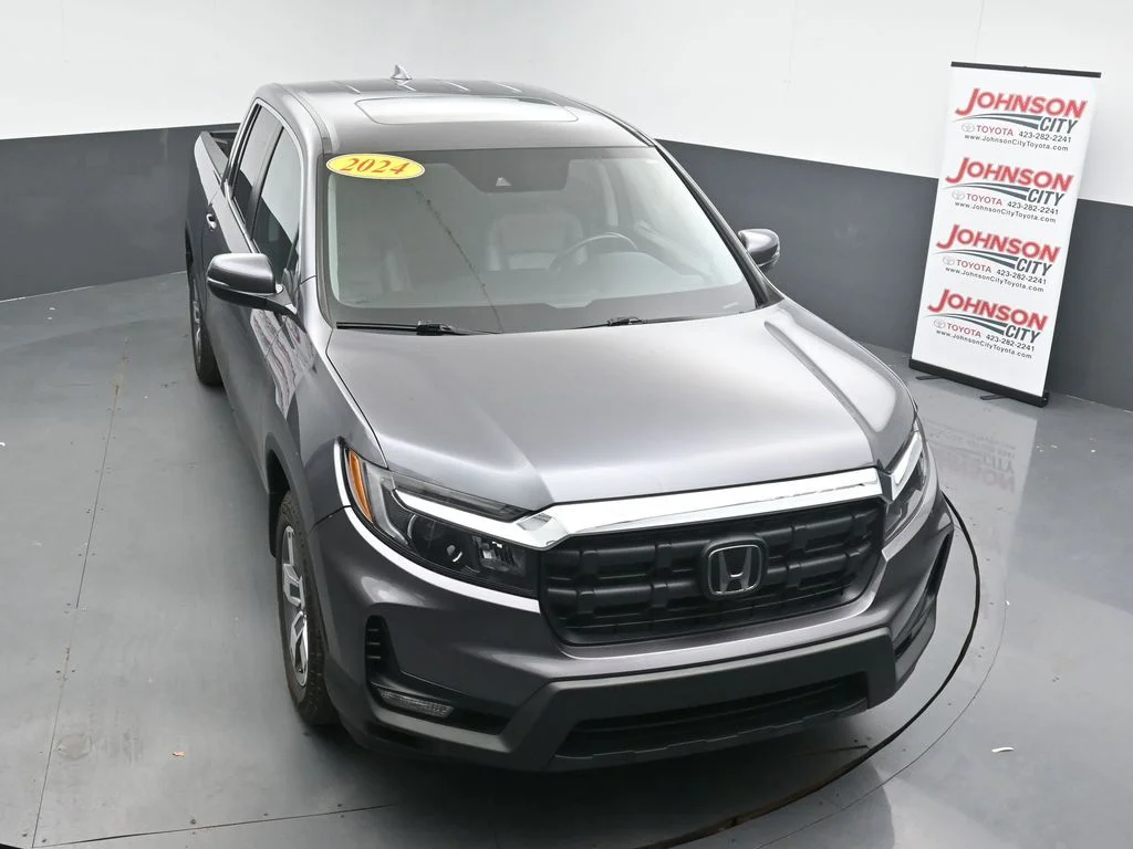 Used 2024  Honda RTL image 25