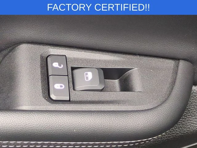 Used 2024 Gray Jeep Laredo image 29