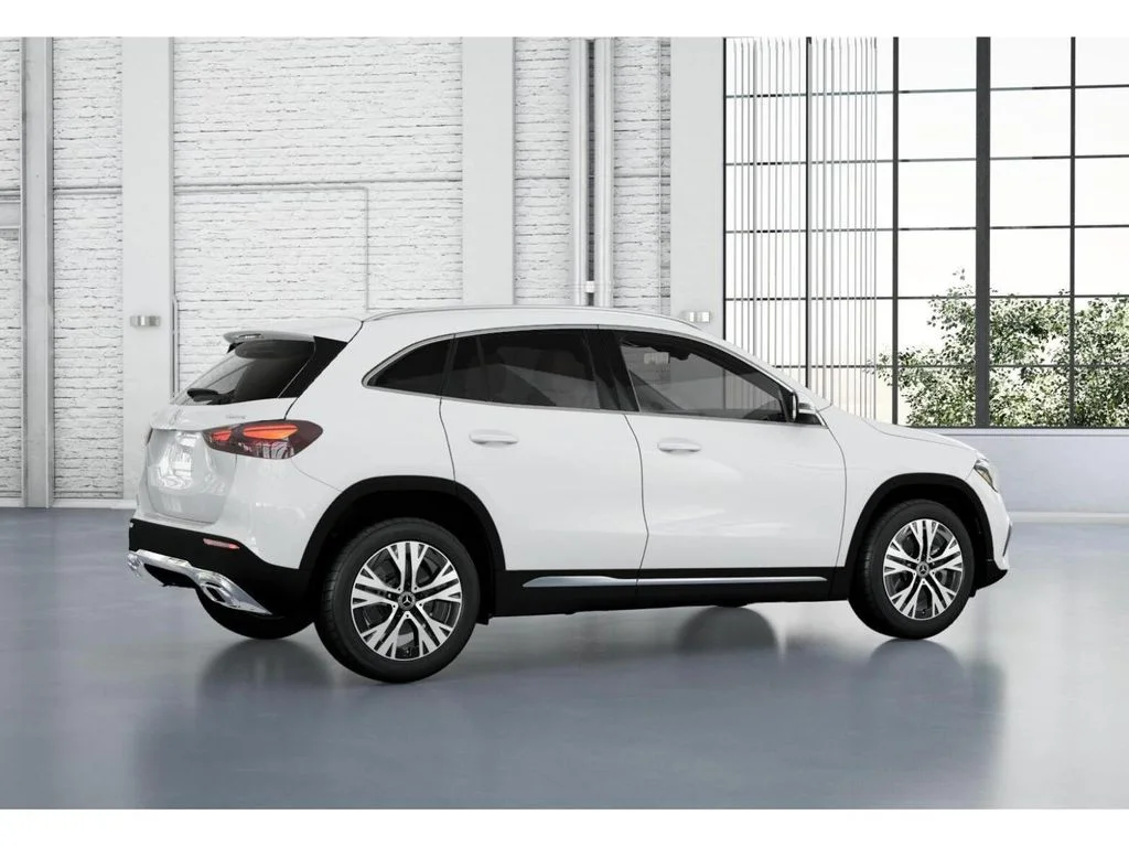 New 2026 White Mercedes-Benz GLA 250 image 19