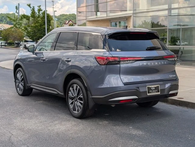 New 2027 MOONBOW BLUE INFINITI LUXE image 3