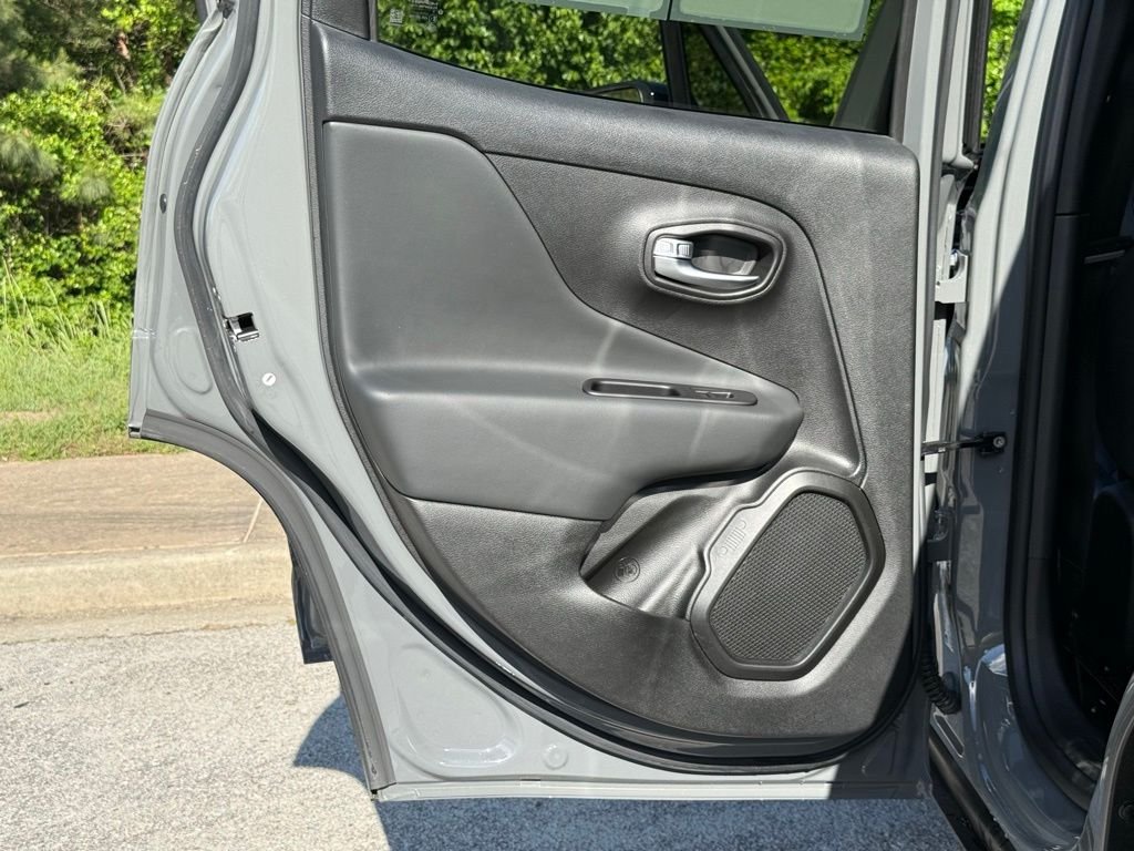 Used 2022 Gray Jeep Trailhawk image 26