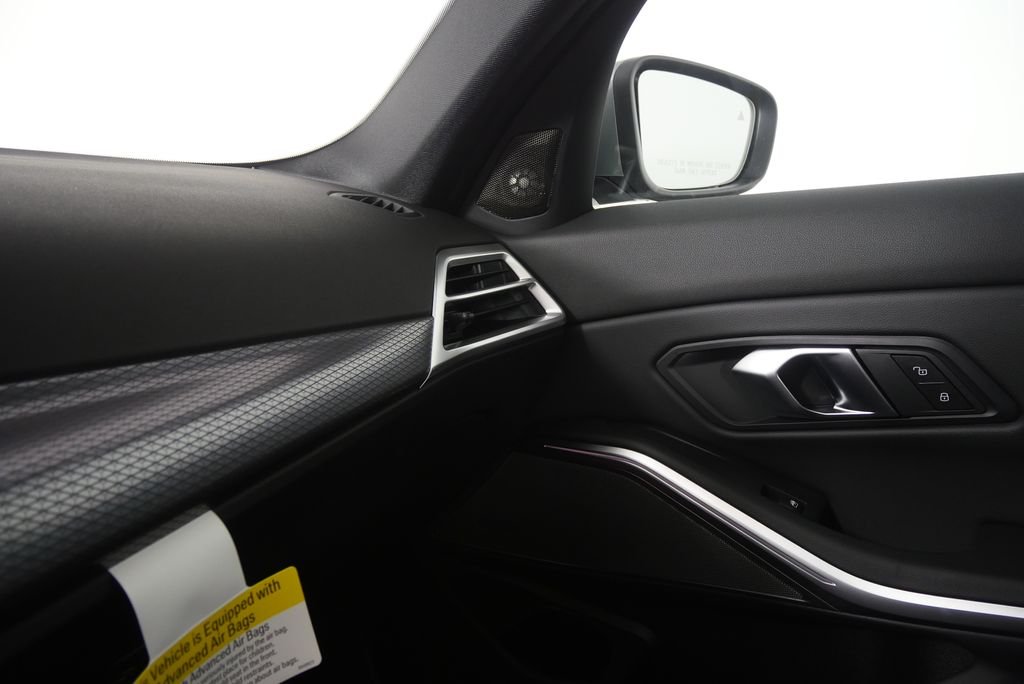 2026 BMW 3 Series 330i - Photo 26