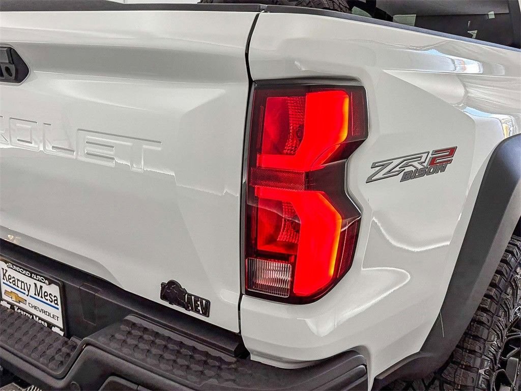 2026 Chevrolet Colorado ZR2 - Photo 9