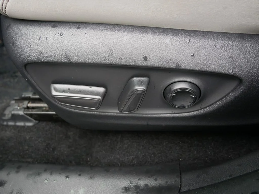 Used 2024  Toyota Limited image 15