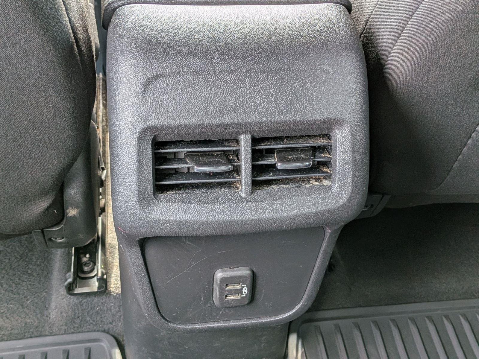 Used 2022 Summit White Chevrolet LT image 29