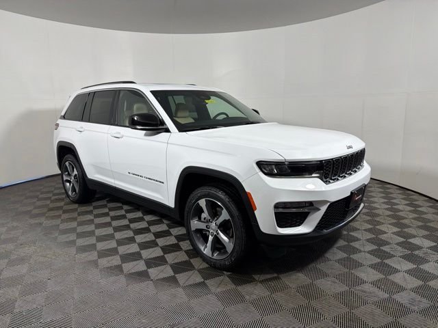 Certified Used 2023 White/off-white Jeep Limited image 1