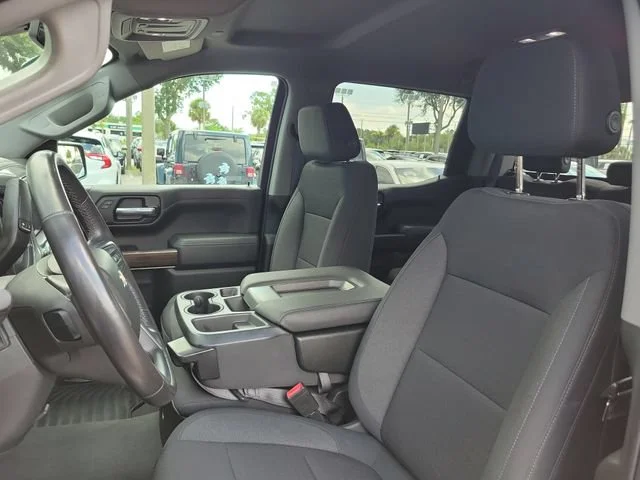 2022 Chevrolet Silverado 1500 LT - Photo 19