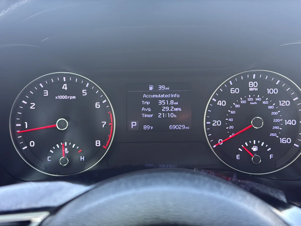 Used 2019 Blue Kia S image 24