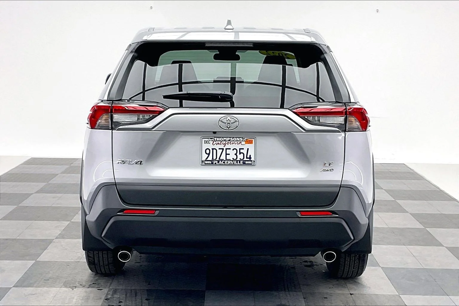 Used 2022 Silver Sky Metallic Toyota LE image 3