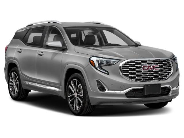 Used 2018 Red Quartz Tintcoat GMC Denali image 9