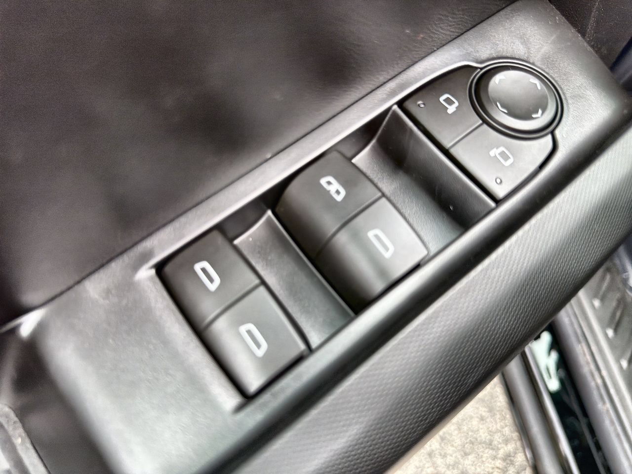 New 2026 Onyx Black GMC Elevation image 19