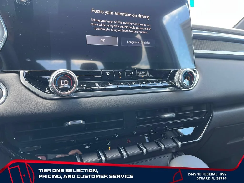 New 2026 Sterling Metallic GMC Elevation image 29