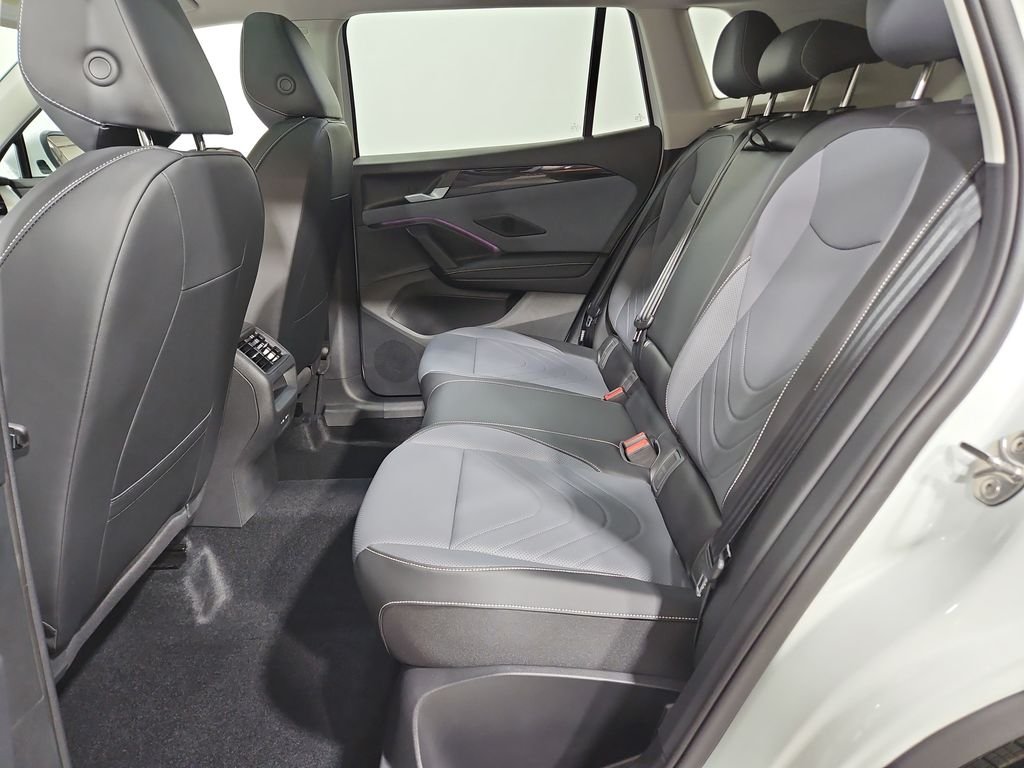 New 2026 White Volkswagen 2.0T SE image 24