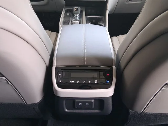 New 2027 GRAPHITE SHADOW INFINITI Pure FWD image 23