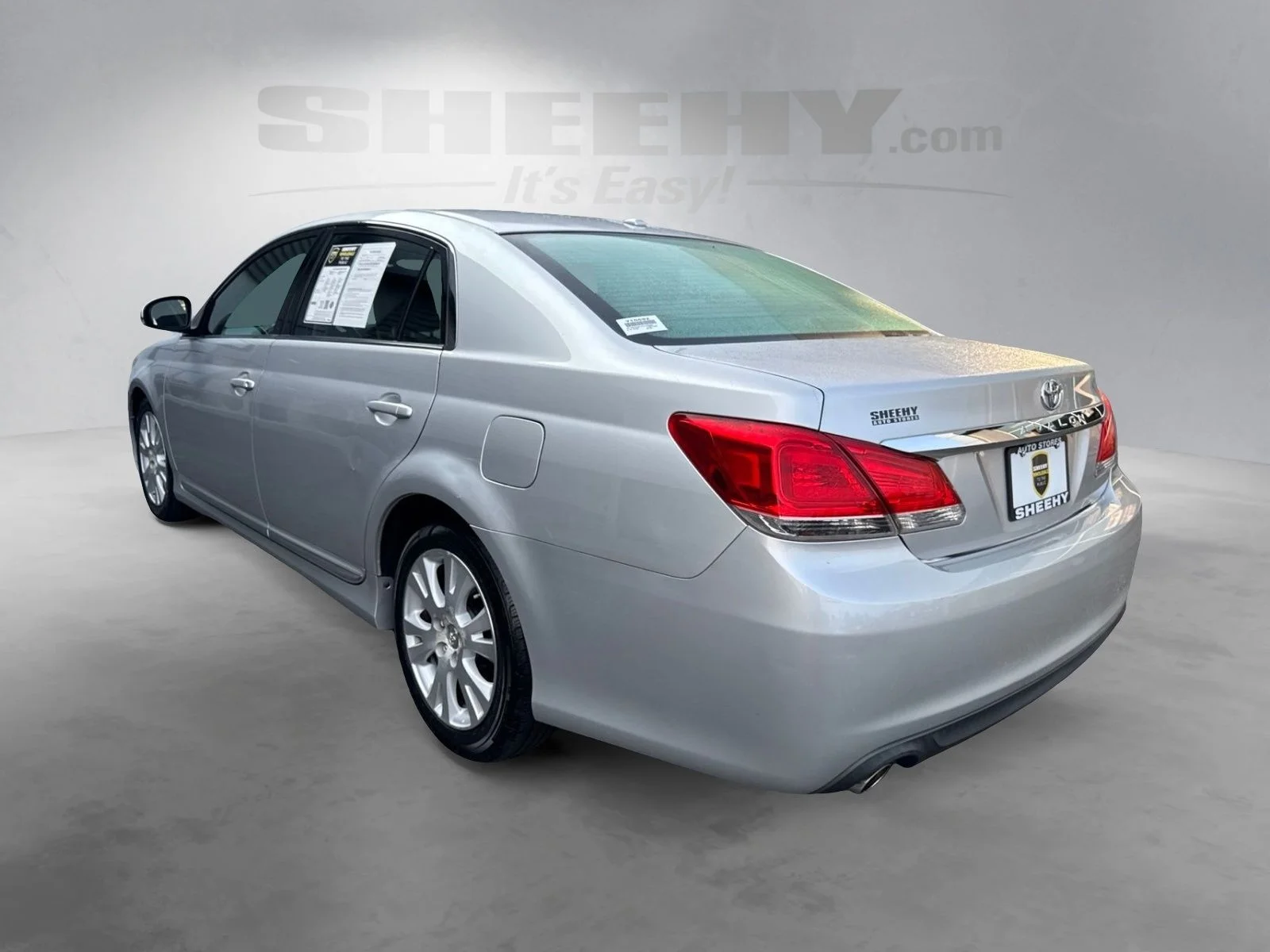 Used 2012 Silver Toyota Base image 13