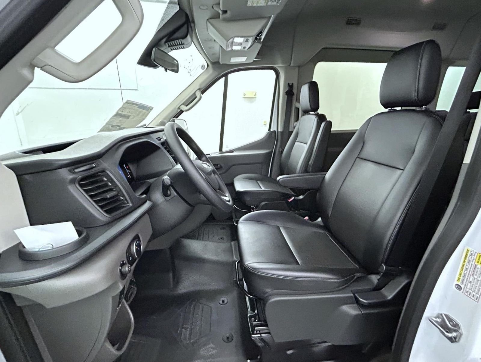 New 2026 Oxford White Ford XL image 10