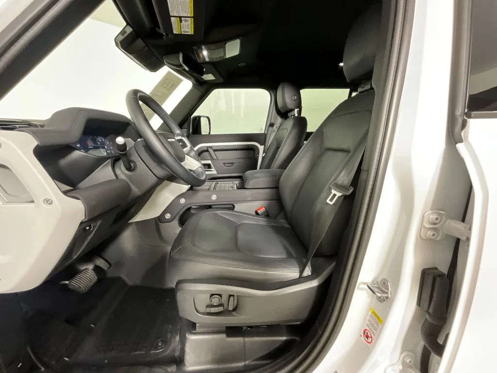 Certified Used 2023 White Land Rover S image 15