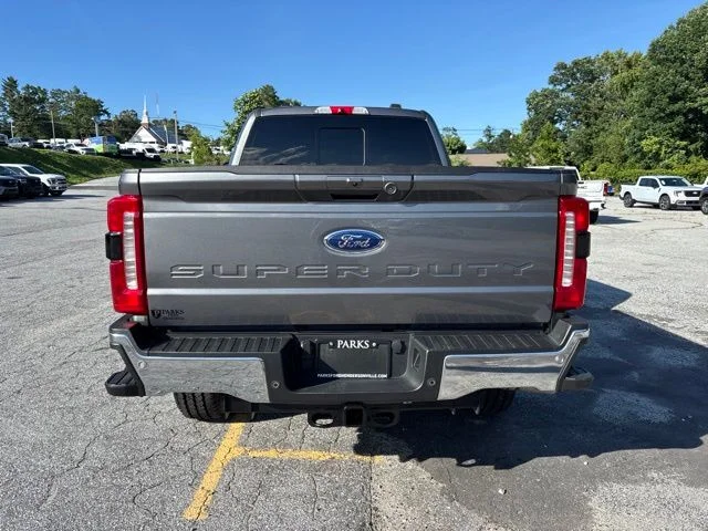 Used 2024 Gray Ford Lariat image 7