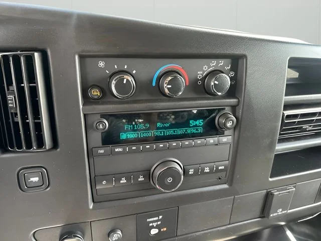 Used 2025 White GMC Work Van image 19